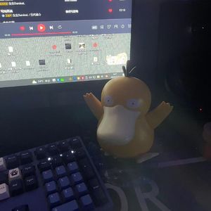 周兰献日三部曲顺序
